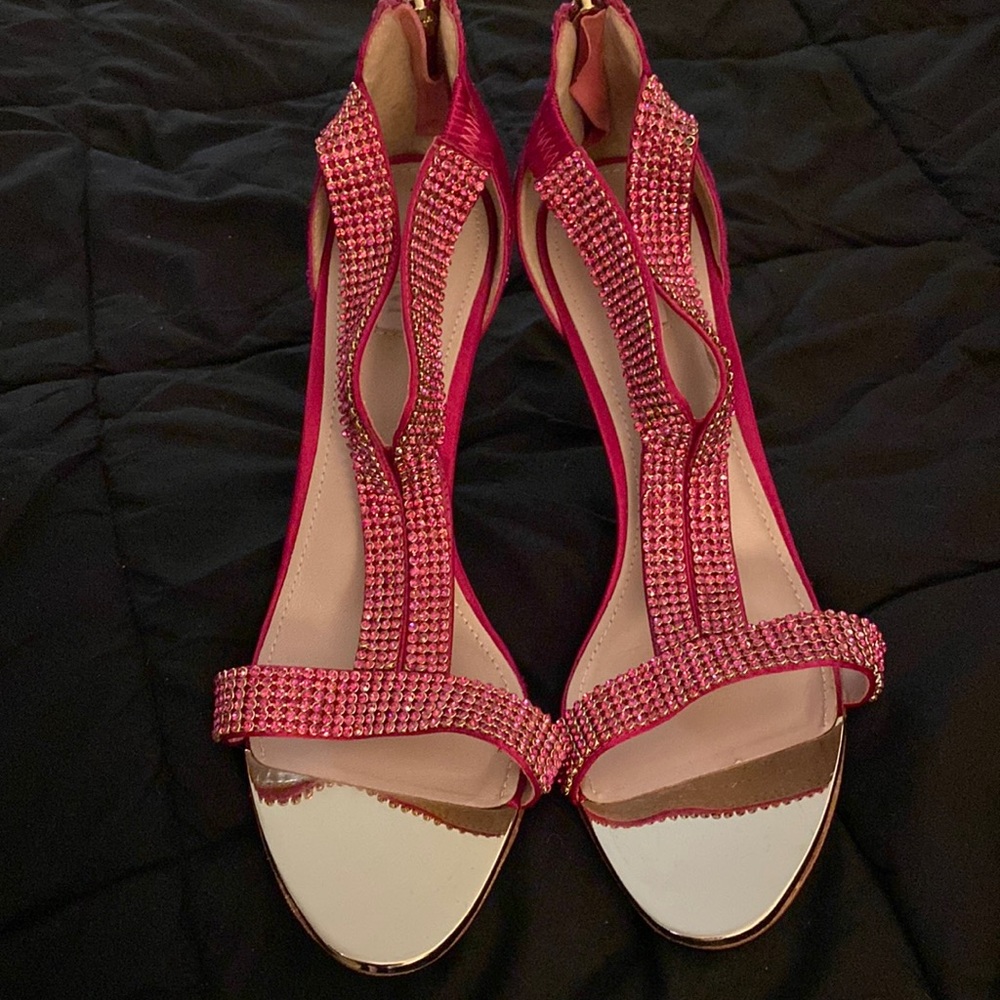 Hot Pink Glint Devyn 4” Gilded Rhinestone Stilettos Size 9.5